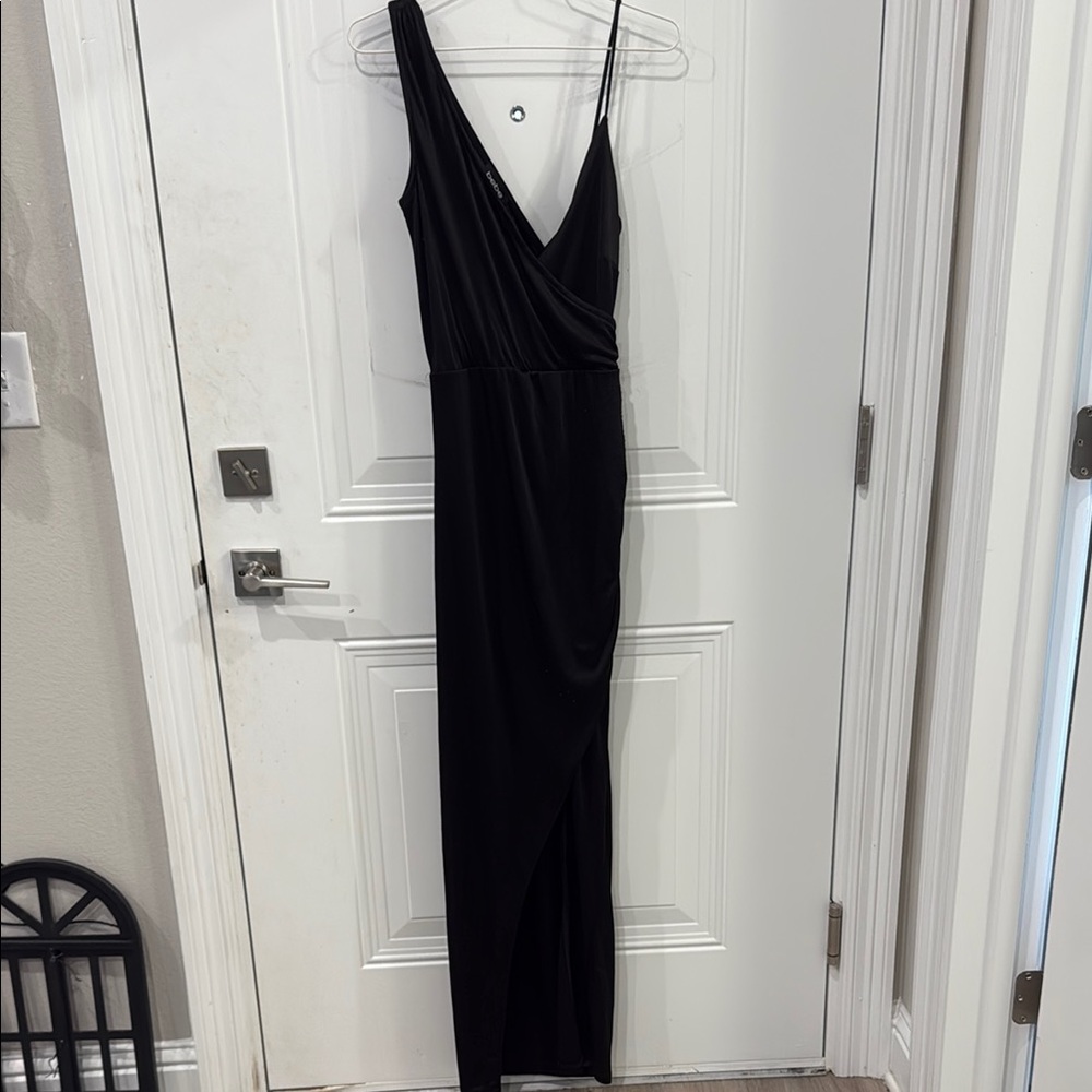 Bebe Black Ruched One Shoulder Cocktail Gown